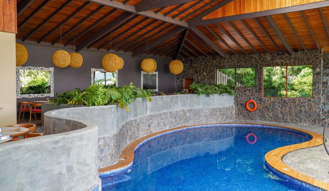 El Establo Mountain Hotel Monteverde Exterior photo