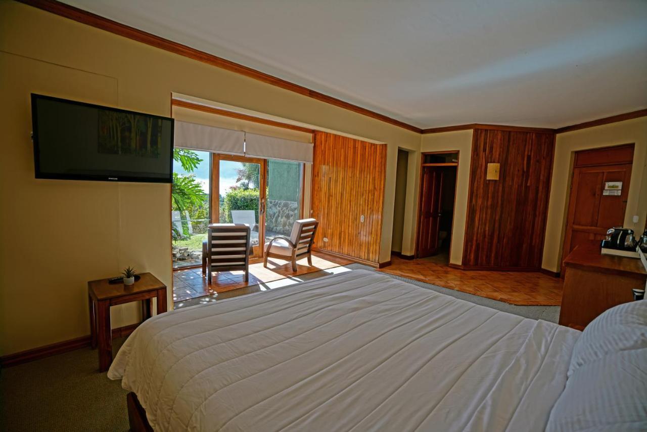 El Establo Mountain Hotel Monteverde Exterior photo