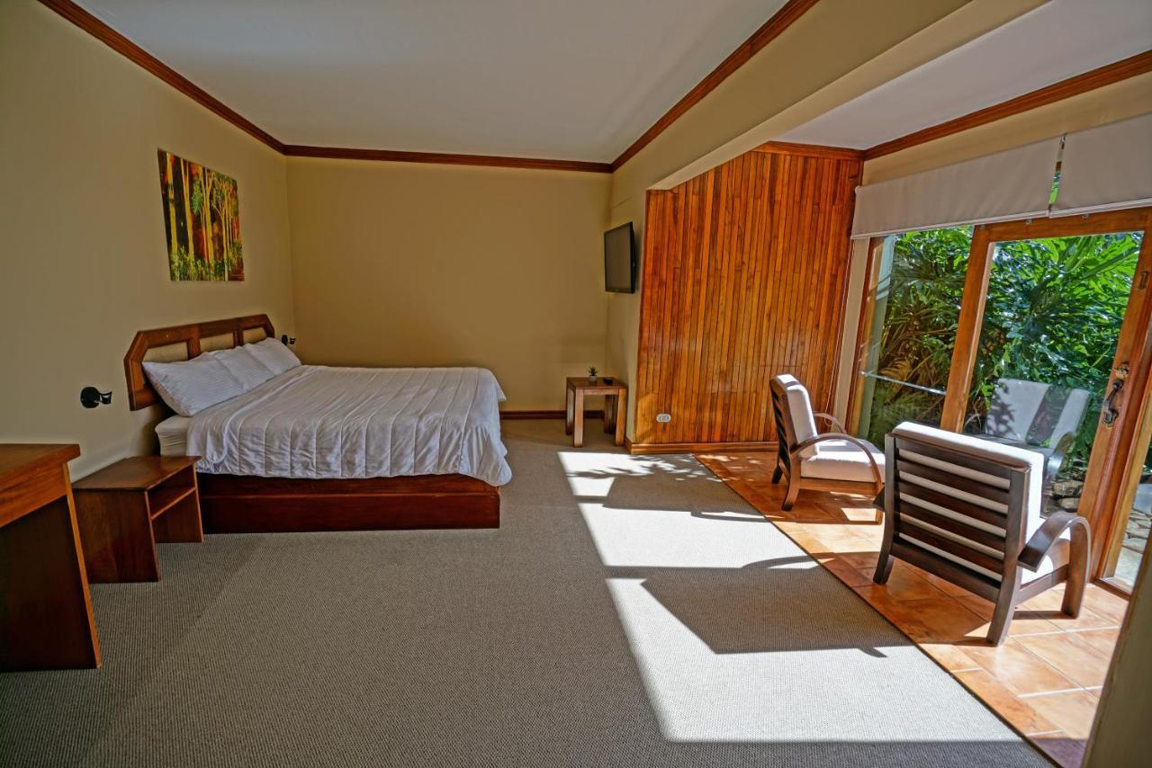 El Establo Mountain Hotel Monteverde Exterior photo